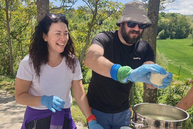 One day cheese making and tasting experience - Key Points