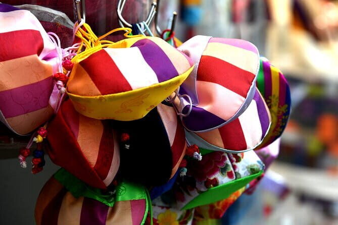 One day Essential Seoul City Tour with English or Spanish - Gyeongbokgung Palace: The Crown Jewel