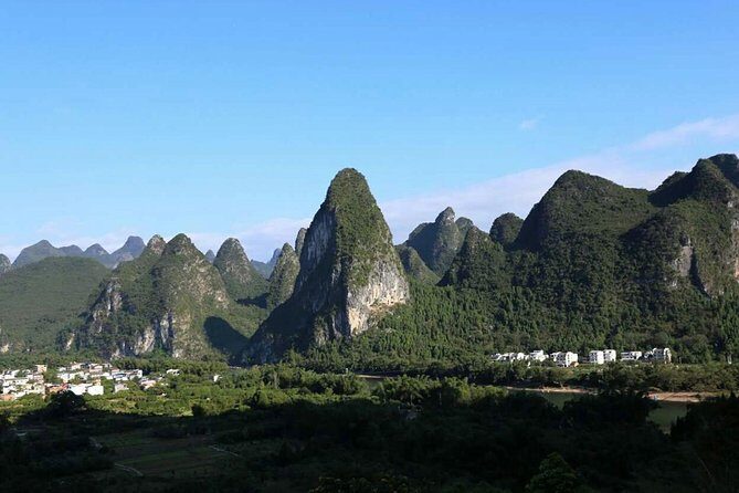 One Day Private Tour of Li River Cruise and Yangshuo Village - An In-Depth Look at the Itinerary