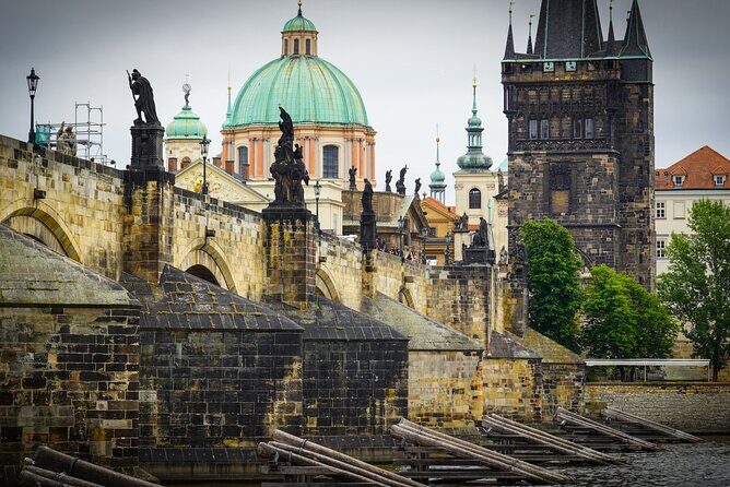 One Day See-it-All Prague Tour & River Boat Cruise with PragueWay - FAQs