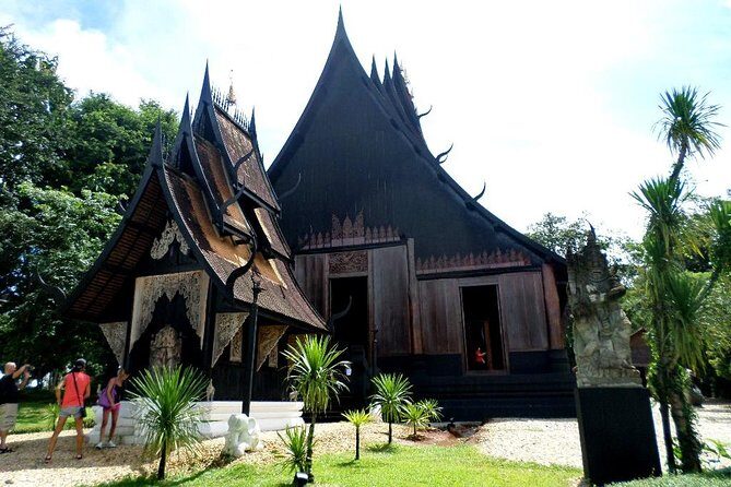 One Day Tour Chiang Rai(White Temple , Blue Temple, Black House) Private Tour - Frequently Asked Questions