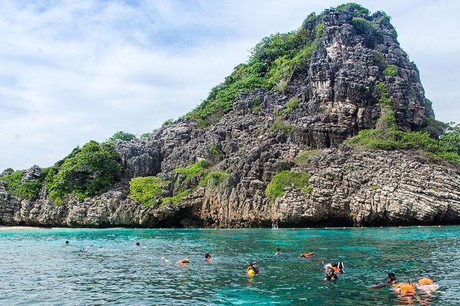 One Day Tour to Koh Rok & Koh Haa By Tin Adventure Sea Tour from Koh Lanta - Detailed Breakdown of the Itinerary