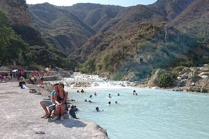 One day tour to the Tolantongo Caves - Key Points