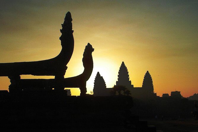 One Day tour with sunrise in car with A/C or Van & Guide. - Who is This Tour Best Suited For?