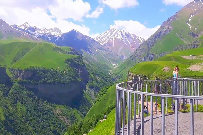 One day trip to highest mountains Kazbegi from Tbilisi - Key Points