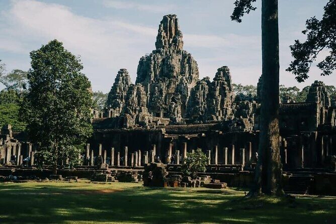 One Full Day Private tour of Angkor Wat, Ta Prohm, Angkor Thom & Banteay Srie - Why This Tour Offers Great Value