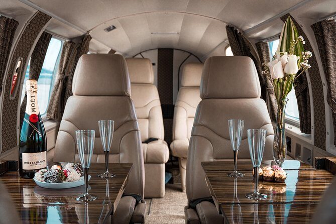 One hour Aerial Tour of Toronto and Niagara Falls with iflyTOTO - The Experience in Detail