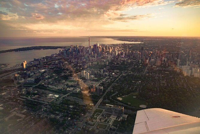 One hour Aerial Tour of Toronto and Niagara Falls with iflyTOTO - Price and Value