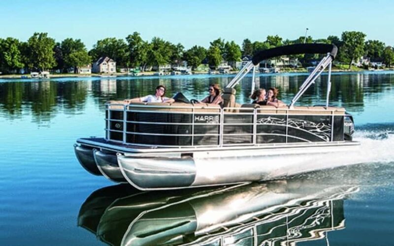 One Hour Private Pontoon Boat Lake Tour - Key Points