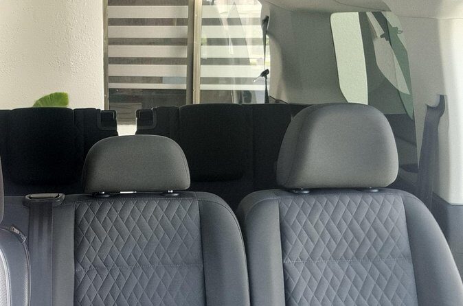 One way private Airport transfer - The Sum Up