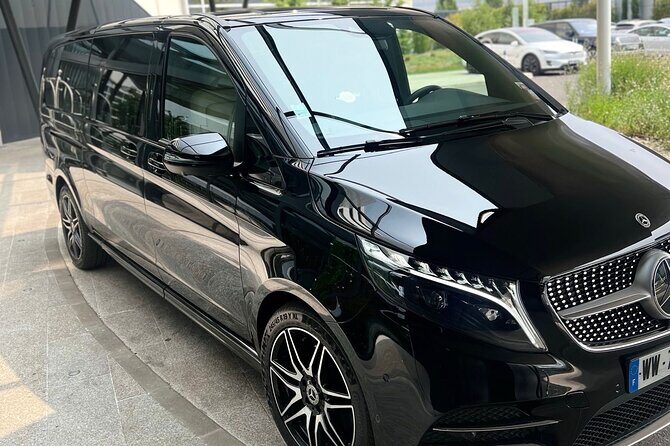 One-way private transfer from Paris Airports - What To Expect from Your Private Transfer
