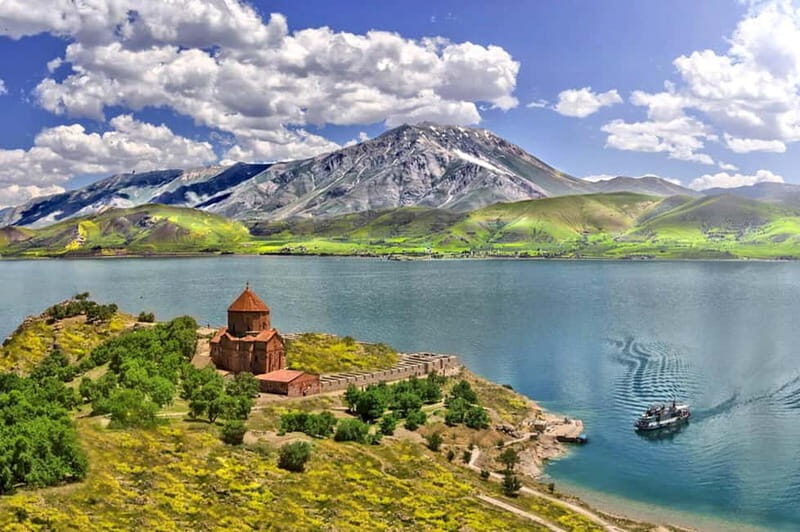 OneDay Tour to Armenia From Tbilisi: Sevan, Dilijan, Yerevan - The Itinerary Breakdown: What to Expect