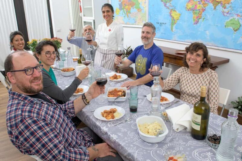 only in ITALIAN - International aperitif + cooking class in Italian - Per chi è questa esperienza?