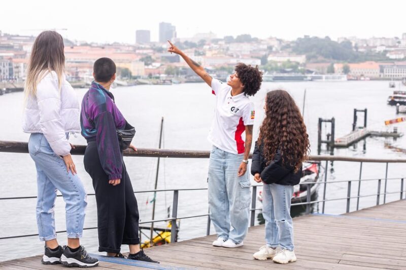 Oporto Tuk Tuk Tour: Among bridges and mysteries - 1.30h - The Experience, Guided by Local Stories