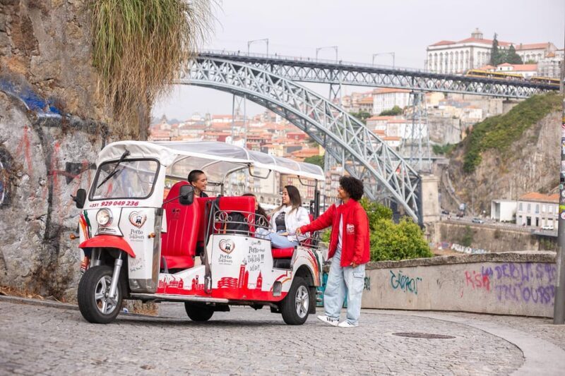 Oporto Tuk-Tuk Tour: Fast, Fun & Flexible 1H to Full Day! - FAQs