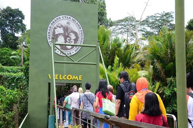 Orang Utan Island and Perak Tong Cave Temple Day Tour from Kuala Lumpur - Key Points