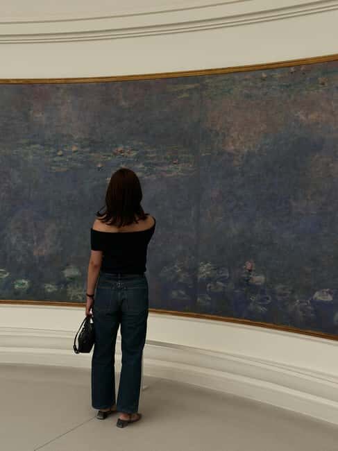 Orangerie Museum & Tuileries Garden Tour - Strolling Through Tuileries Garden