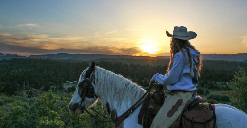 Orderville: Checkerboard Evening Shadow Horseback Ride - Who Should Consider This Tour?