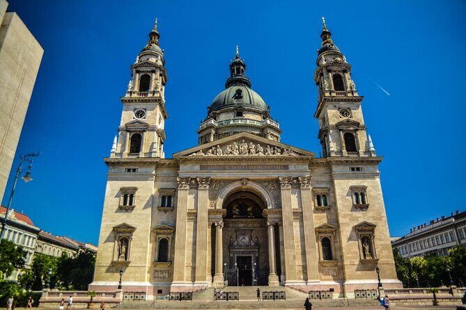 Organ Concert in the St. Stephen's Basilica - A Complete Guide to the Organ Concert at St. Stephen’s Basilica in Budapest