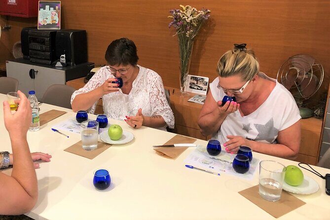 Organic Olive Grove tour & Olive oil tasting & lunch in Kalamata! - FAQ