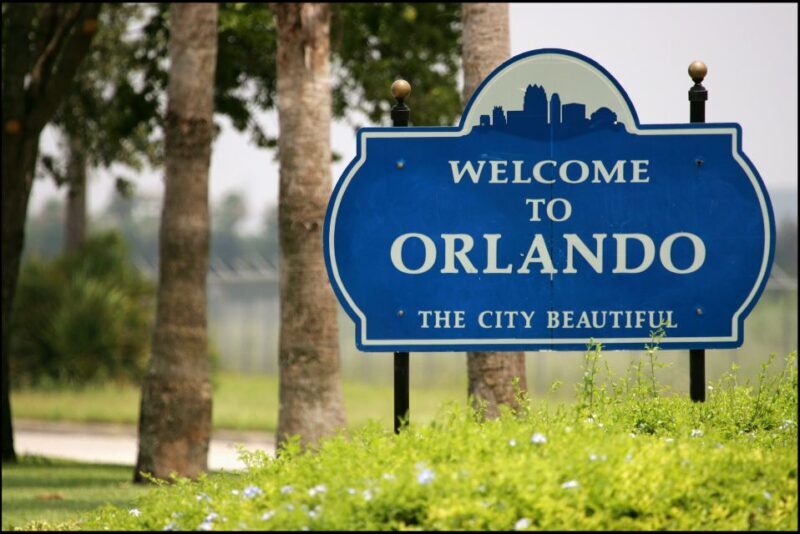 Orlando: Half-Day Sightseeing Tour + Eat & Play Savings Card - Key Points
