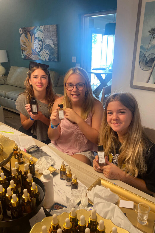 Orlando: Mobile Scent Blending Experiences - Real Traveler Insights