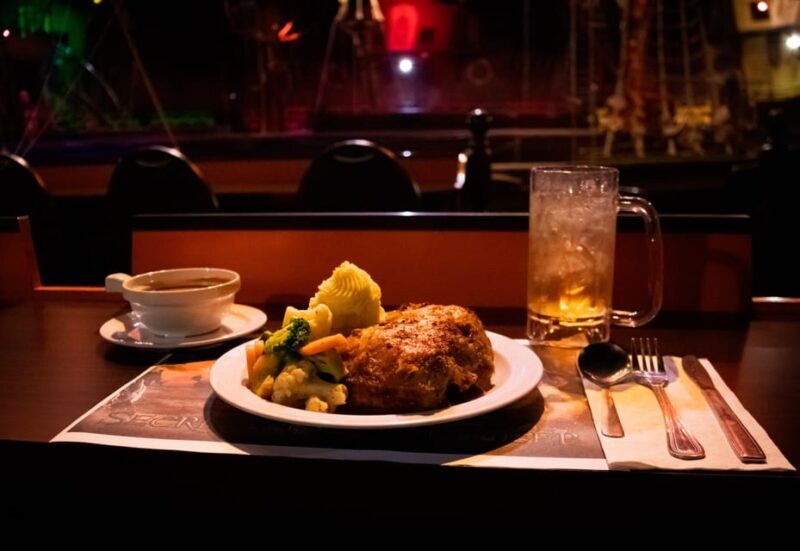Orlando: Pirates Adventure Dinner Show with Drinks - Practical Tips for Visitors