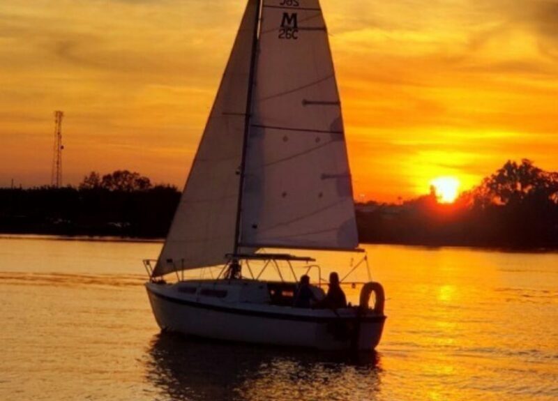 Orlando: Private Sunset Sailing Trip on Lake Fairview - Who Will Love This Tour?