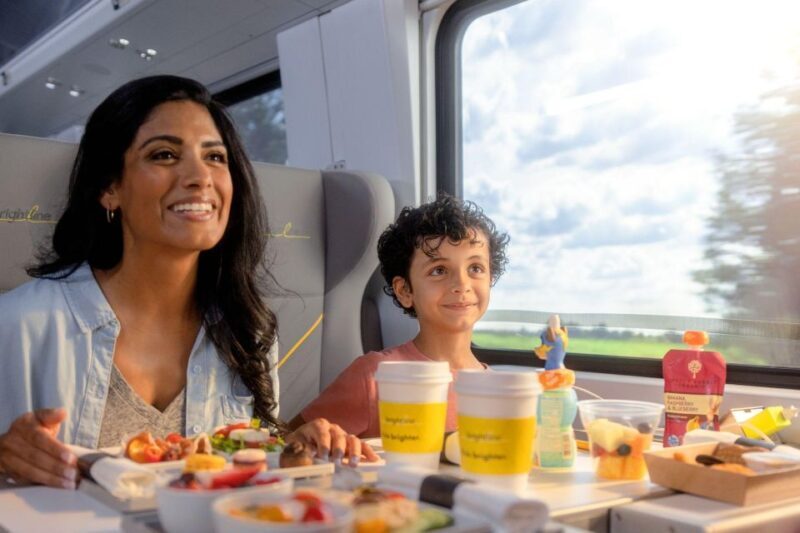 Orlando: Train Transfer to Miami - Is This Train Transfer Worth It?