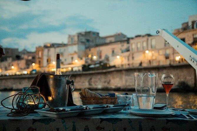 Ortigia and Plemmirio on a sailing boat - Food and Wine Tasting