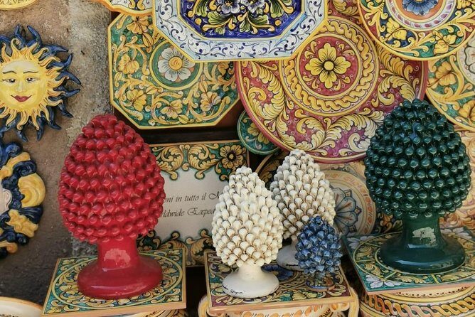 Orvieto e Civita di Bagnoregio Day Tour from Rome - Discovering Civita di Bagnoregio