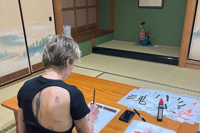 Osaka Calligraphy Experience - Key Points