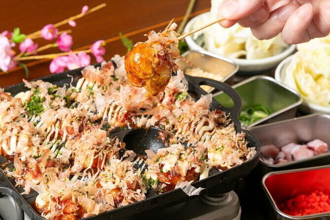 Osaka Downtown Walking Tour with Takoyaki Making Experience - An In-Depth Look at the Osaka Downtown Walking Tour