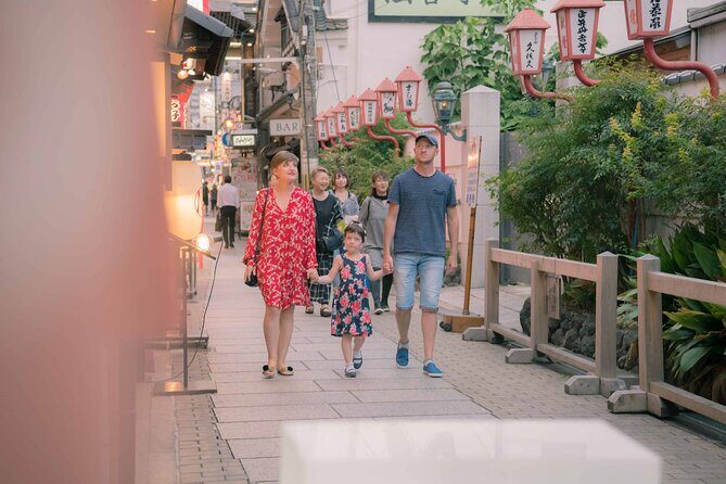 Osaka Private Photoshoot Experience with a Professional Photographer - How the Tour Works