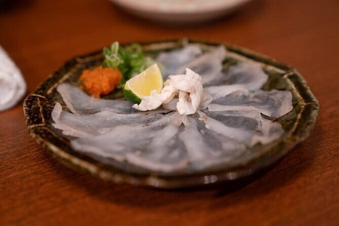 Osaka: Puffer fish Tasting with local - Sake and Hidden Bars: Nightlife in Osaka