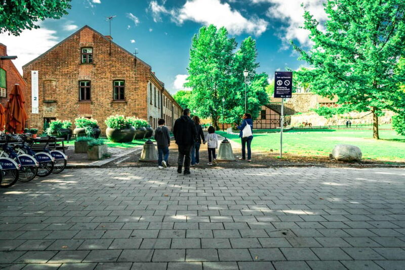 Oslo: 3-hour Highlights & Vigeland Park Private Walking Tour - Itinerary Breakdown