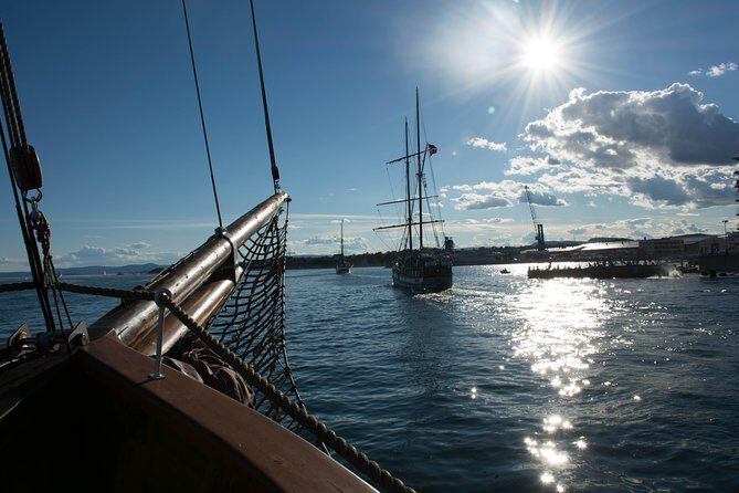 Oslo Fjord Evening Cruise with Shrimp Buffet on a Sailing Ship - Atmosphere and Crew