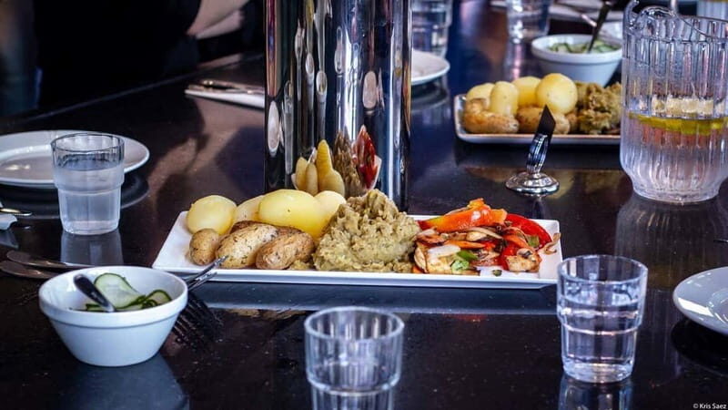 Oslo: Food Tasting and Walking Tour with a Local - Who Should Consider This Tour?