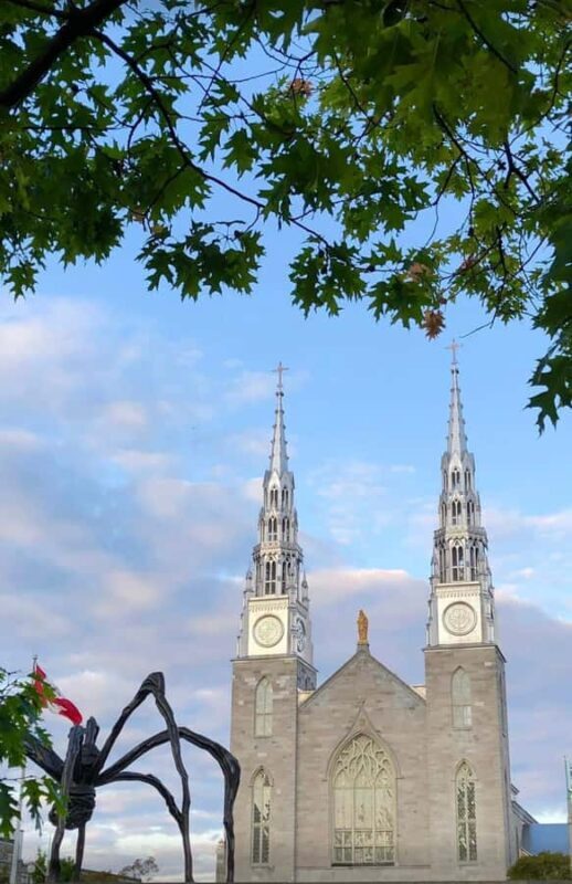 Ottawa: Heritage Walking Tour - The Practical Side