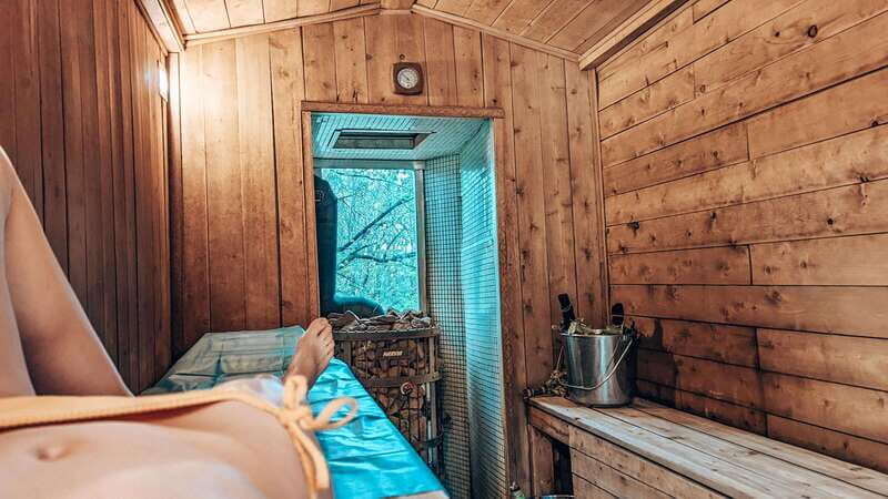 Ottawa: Unique Experience- Hot Leaf Therapy in Private Sauna - An In-Depth Look at the Experience