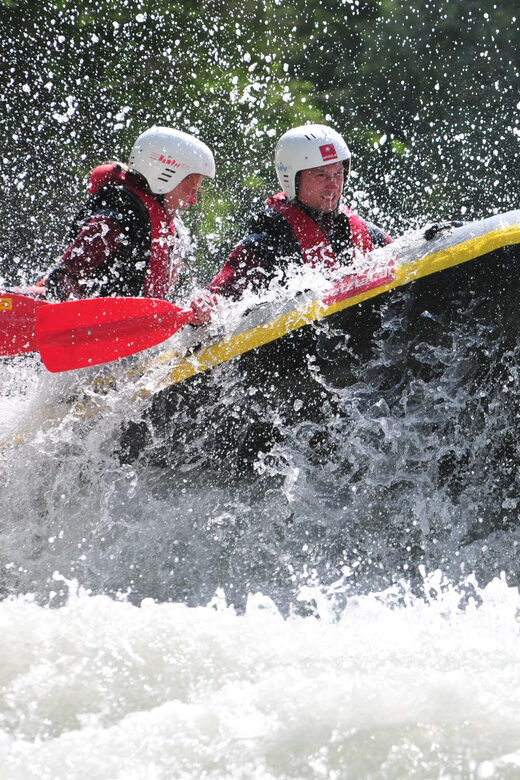 Ötztal: Rafting at Imster Canyon for Beginners - The Experience and the Guides