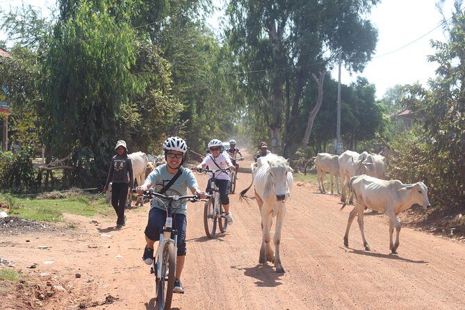 Oudong Mountain And Floating Village Cycle Tour - FAQs