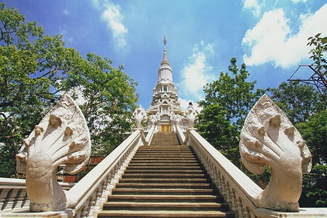 Oudong Temples & Phnom Prasith Private Tour from Phnom Penh - Key Points