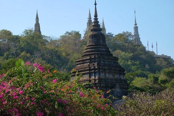 Oudong Temples Private Tour from Phnom Penh - Key Points