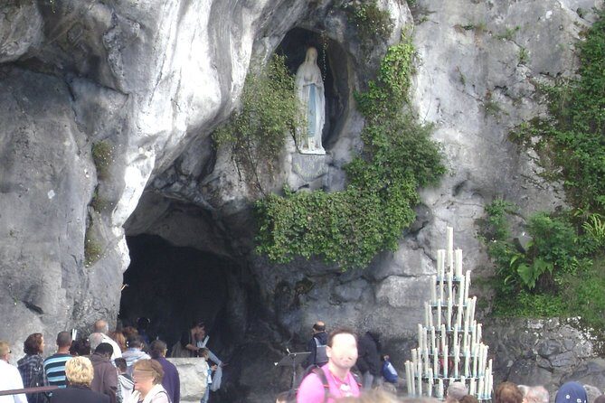 Our Lady of Lourdes, guided tour, on foot, of the sanctuary. - Exploring Lourdes on Foot: A Complete Review