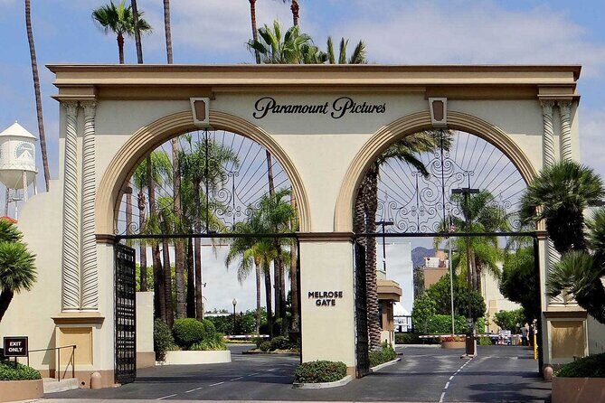 Our Signature Tour: 3.5-Hour LA Story Tour - A Deep Dive into the 3.5-Hour LA Story Tour