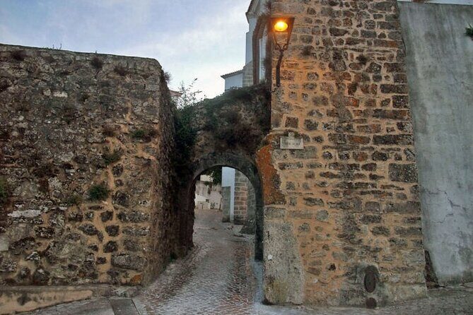 Ourém, Tomar and Almourol Castle Full Day Private Tour from the West - FAQs