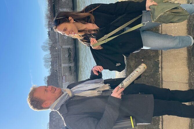 Outdoor Escape Game in Paris : The Stone of Nicolas Flamel - FAQ