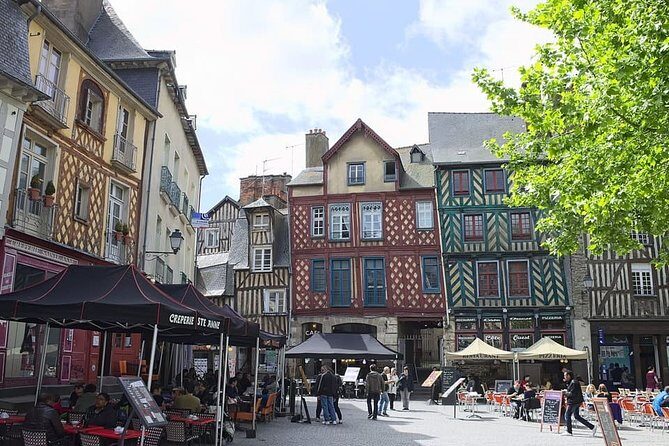 Outdoor escape game | The headquarters of Rennes - The Itinerary: What to Expect on Your Rennes Adventure