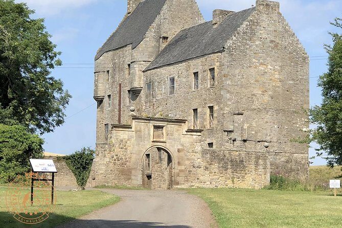 Outlander locations experience, Private Tour in a premium Minivan - The Sum Up